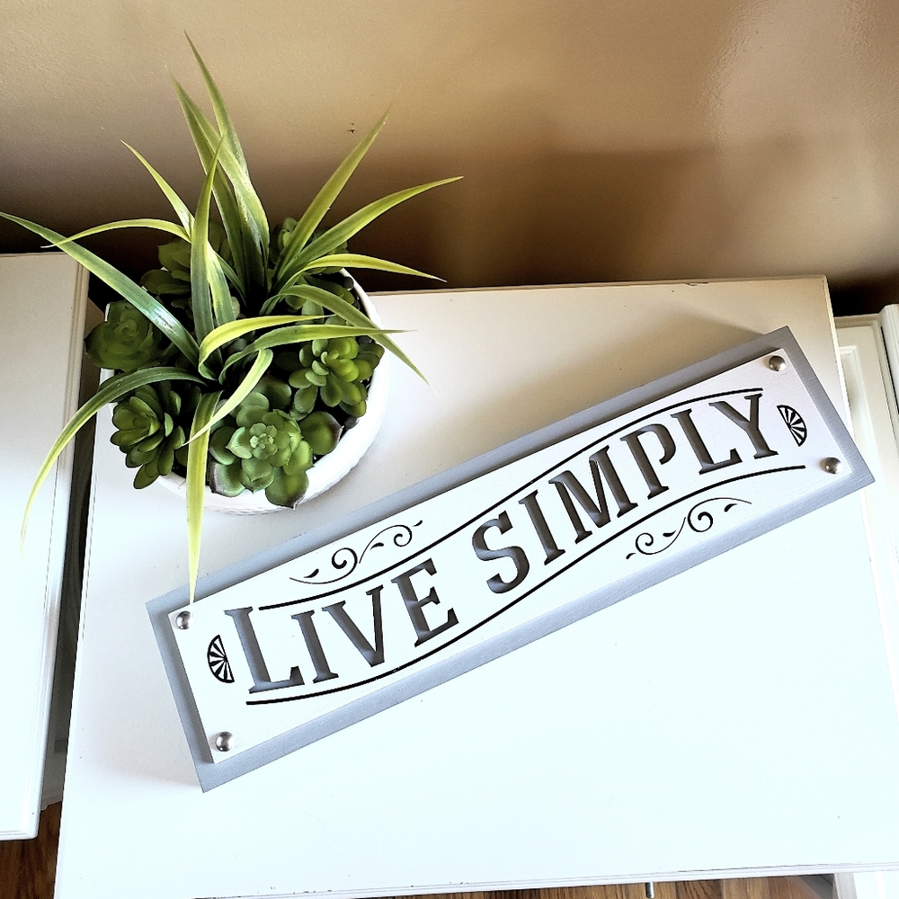 🌿🆕️New Farmhouse Live Simply Wall Sign Decor